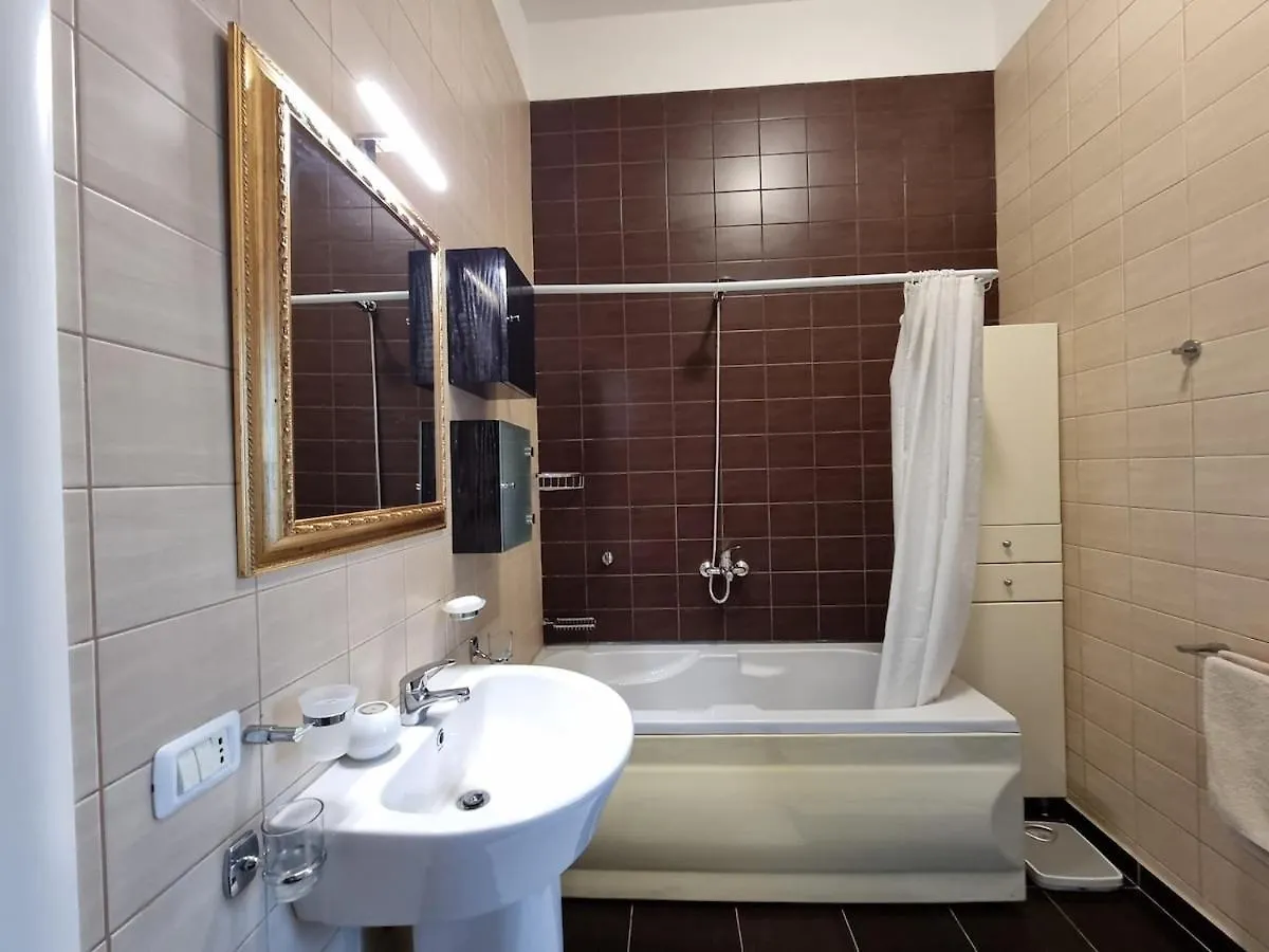Seaside Villa With Private Yard On Adriatic Coast Hamallaj 0*,